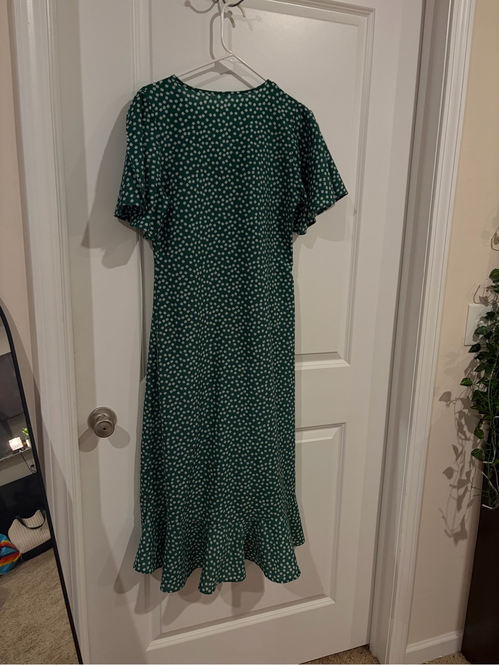 Green flowy Floral Wrap Midi Dress | Ruffle Hem | Cottagecore | Size - Picture 3 of 4
